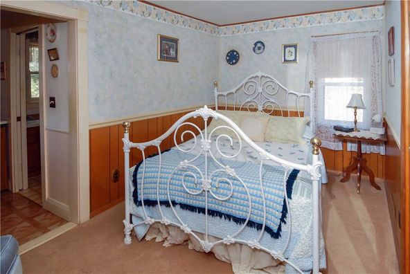 Farmstead B&B: 999 Goodwin Rd, Eliot, ME 03903